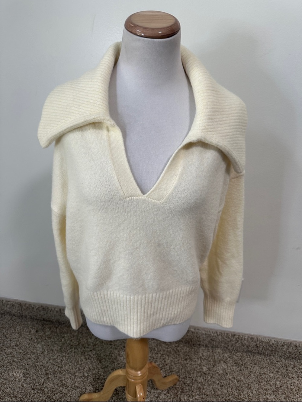 💡 Express Sweater - Picture 1 of 5